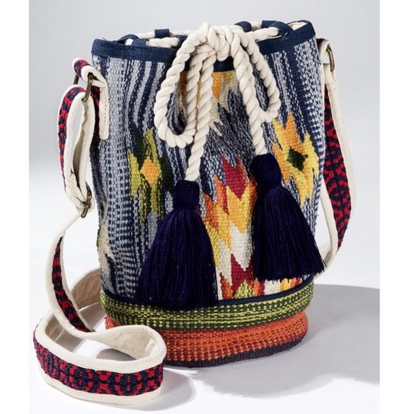 Bucket Shoulder Bag - Boho Ethnic Inspired Navajo Pattern - Handwoven Cotton - Picture 2 of 9